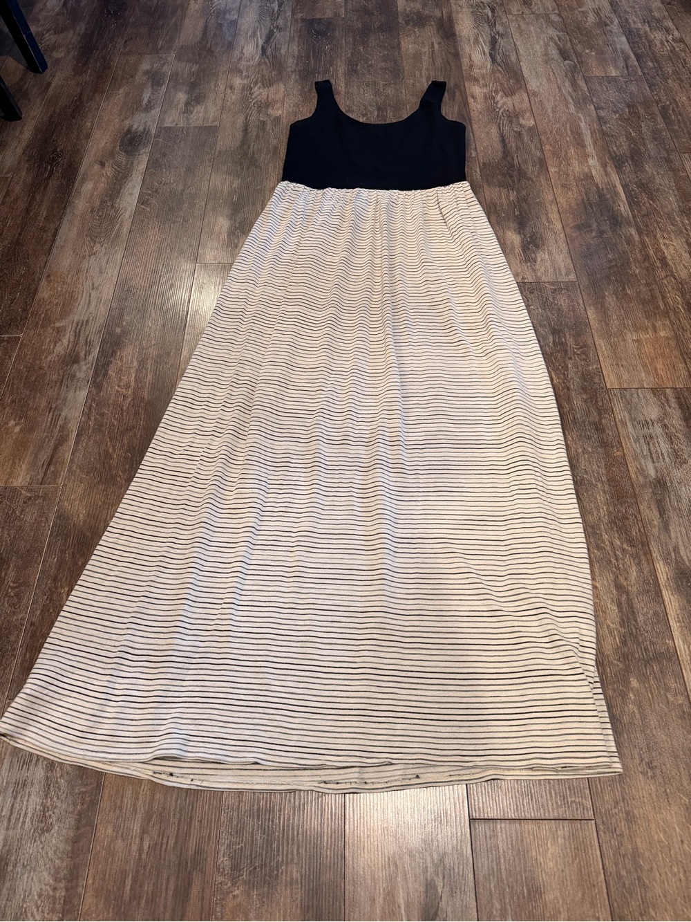 Lou & Grey Black Bodice Cream Maxi Dress with Thin Black Stripes